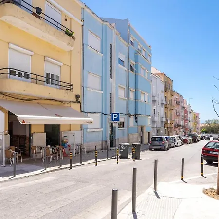 Akicity Penha Bold * Lissabon