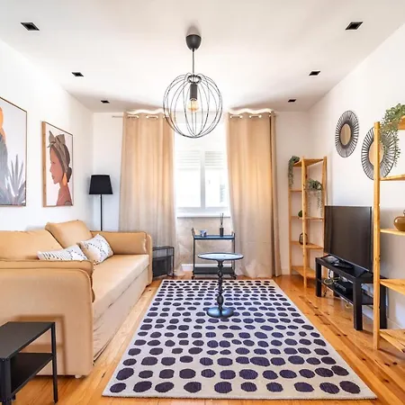 Akicity Penha Bold Apartment Lisbon